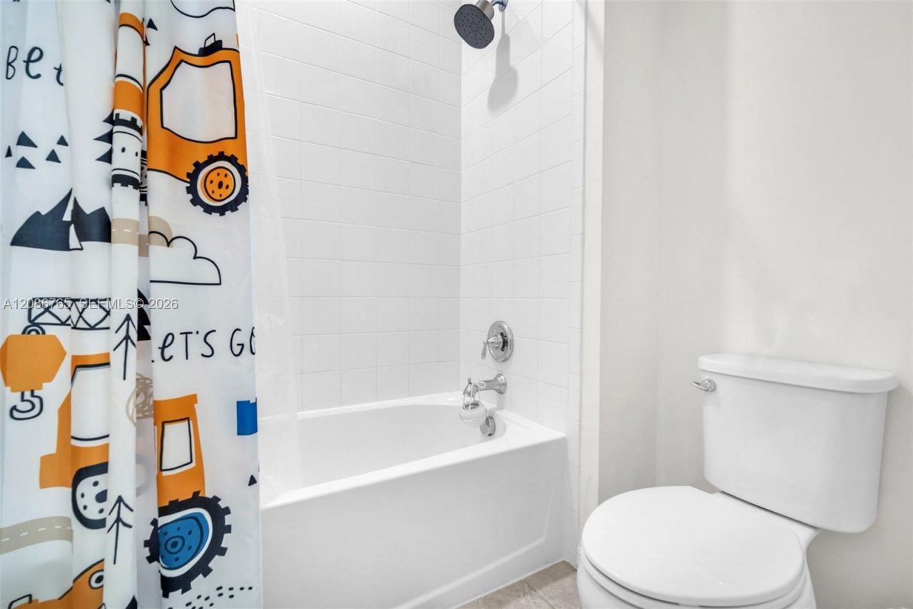 1487 Pongam Ter, Hollywood, FL 33021 Photo