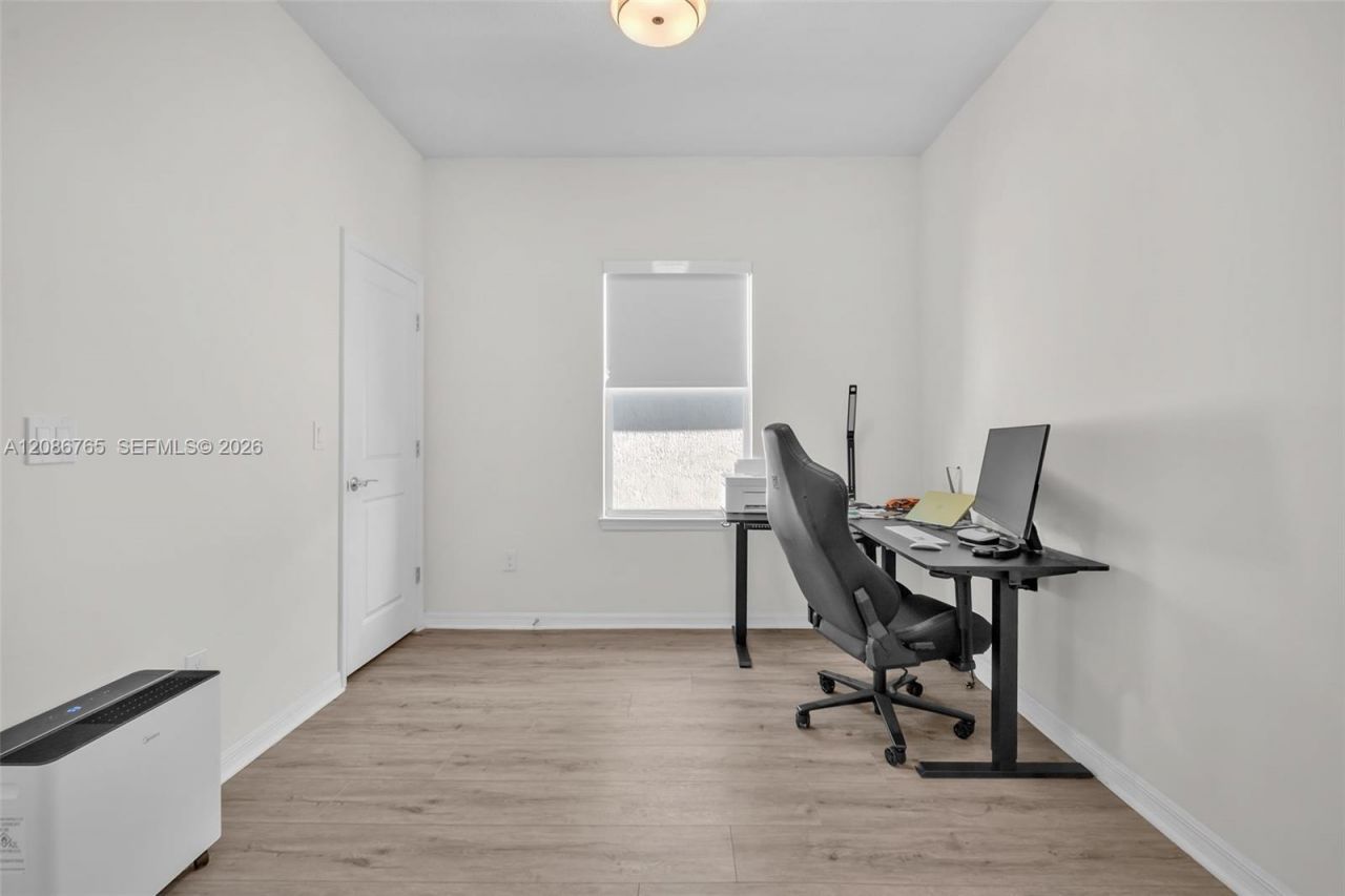 1487 Pongam Ter, Hollywood, FL 33021 Photo