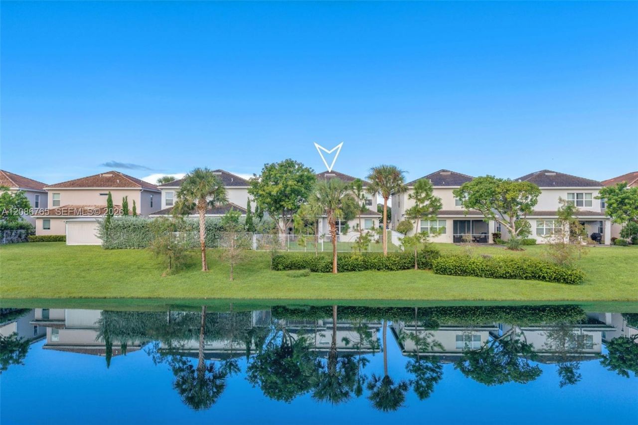 1487 Pongam Ter, Hollywood, FL 33021 Photo