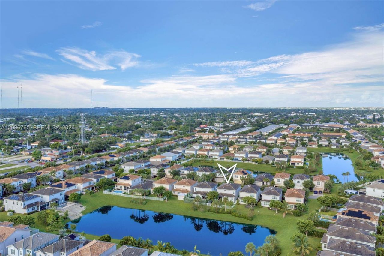 1487 Pongam Ter, Hollywood, FL 33021 Photo