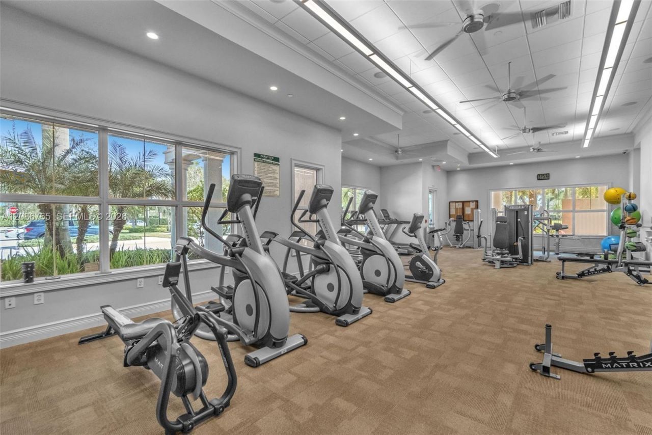 1487 Pongam Ter, Hollywood, FL 33021 Photo