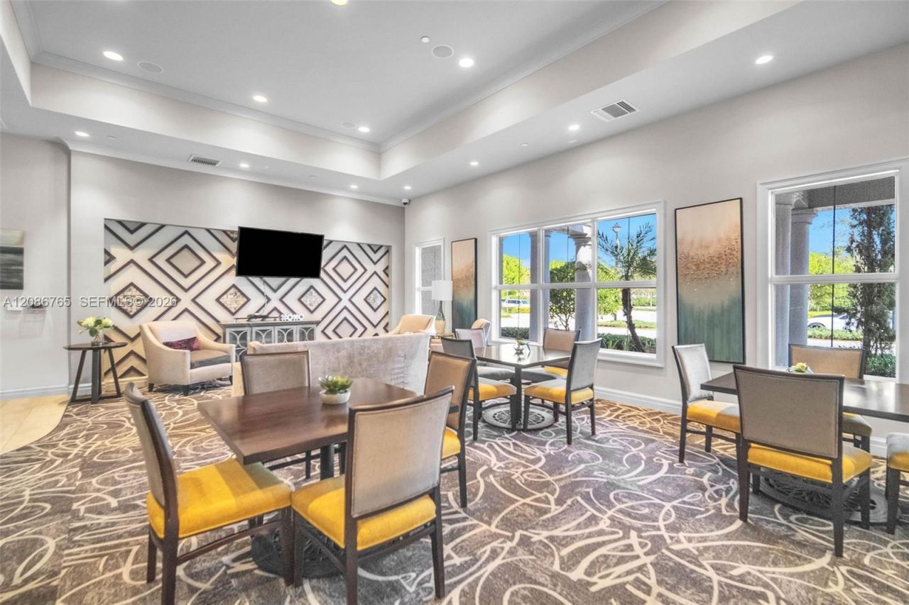 1487 Pongam Ter, Hollywood, FL 33021 Photo