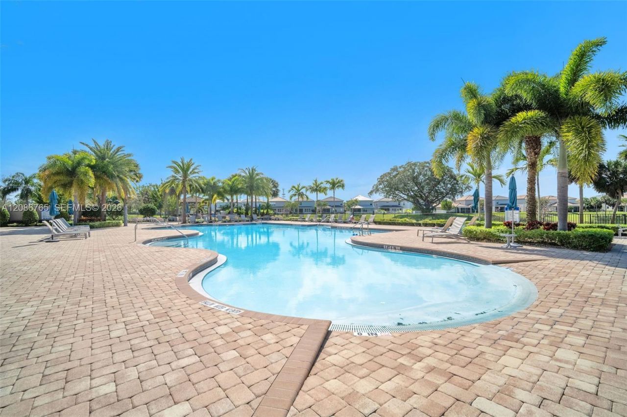 1487 Pongam Ter, Hollywood, FL 33021 Photo