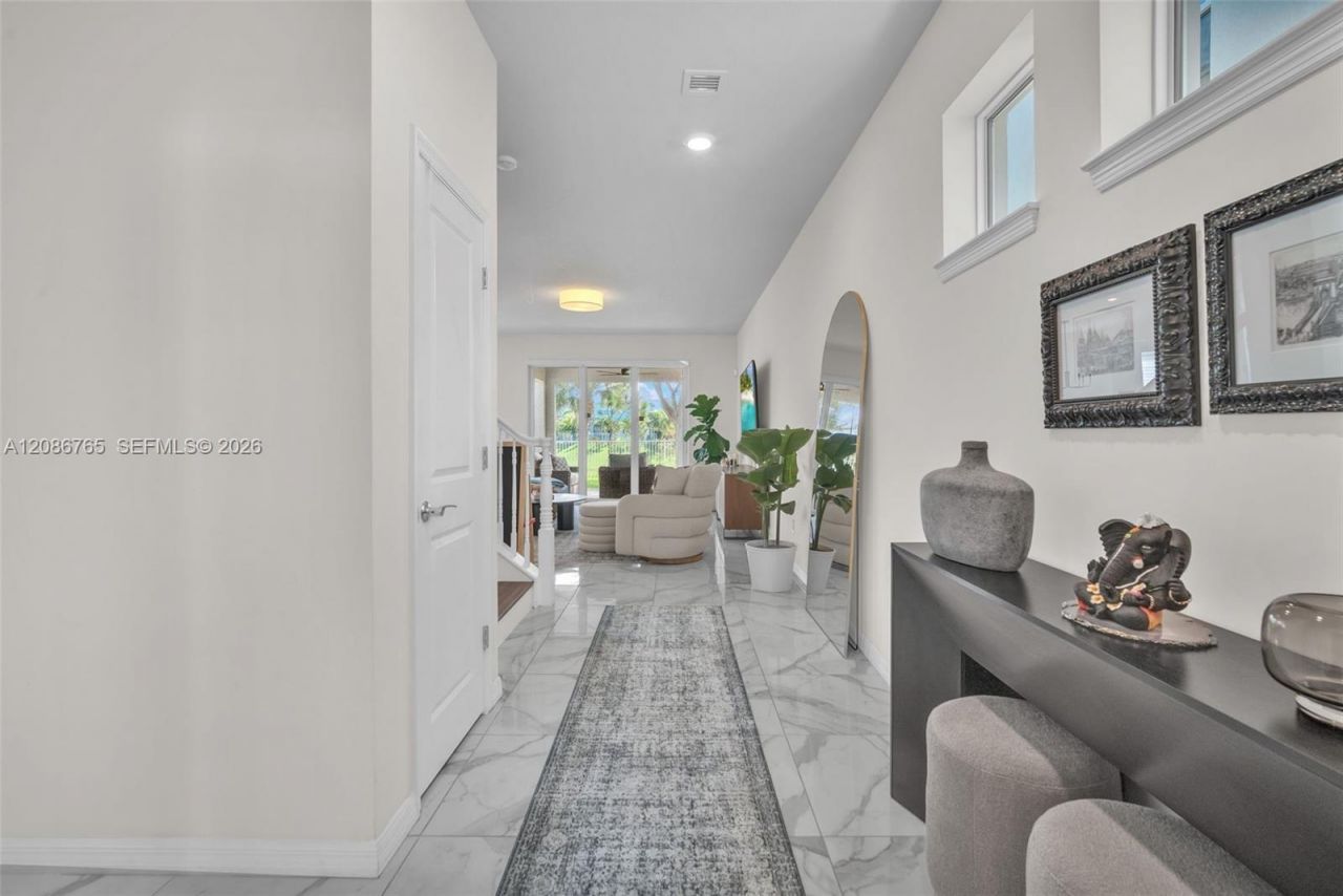 1487 Pongam Ter, Hollywood, FL 33021 Photo