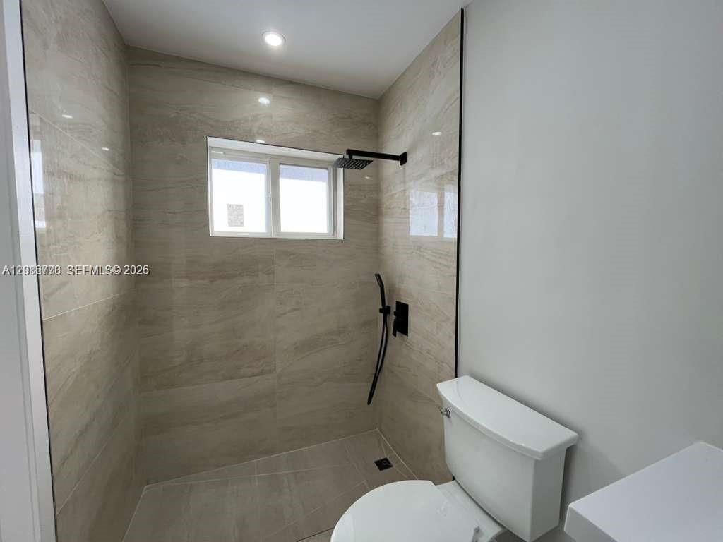 1844 NW 19th St, Unit 5, Miami, FL 33125 Photo