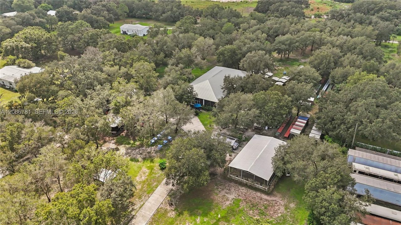 255 C Rd, La Belle, FL 33935 Photo
