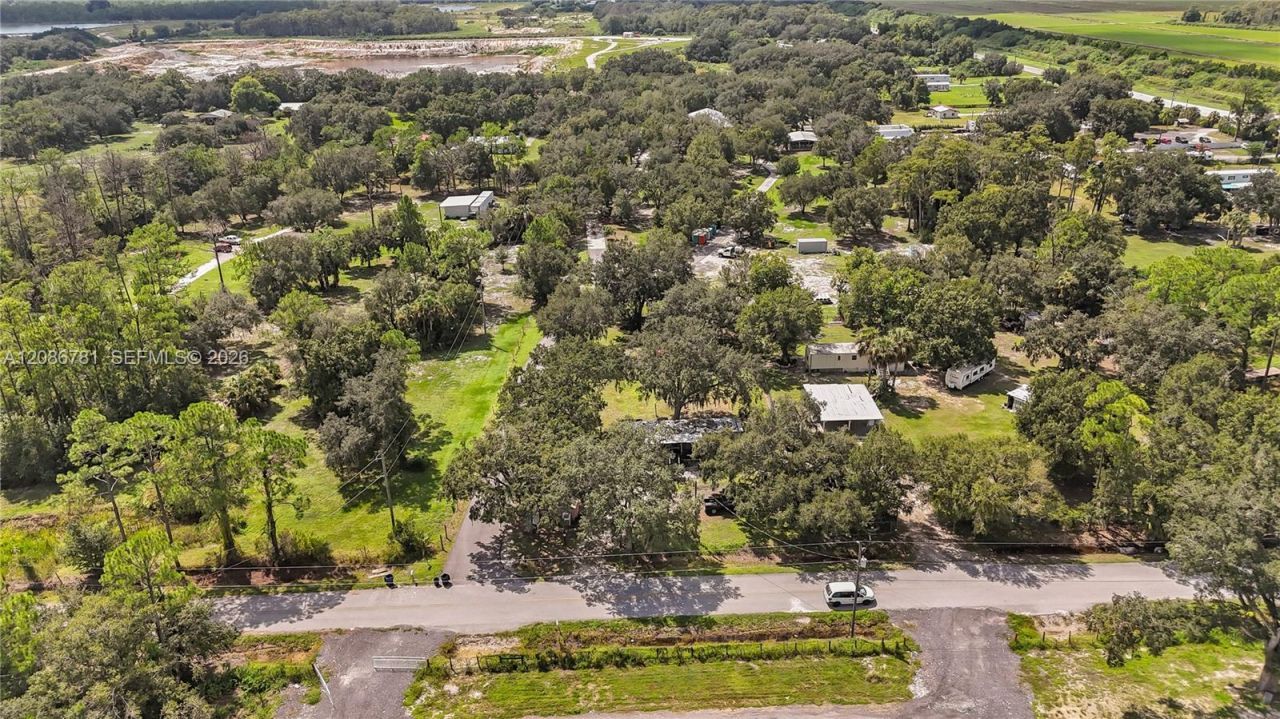 255 C Rd, La Belle, FL 33935 Photo