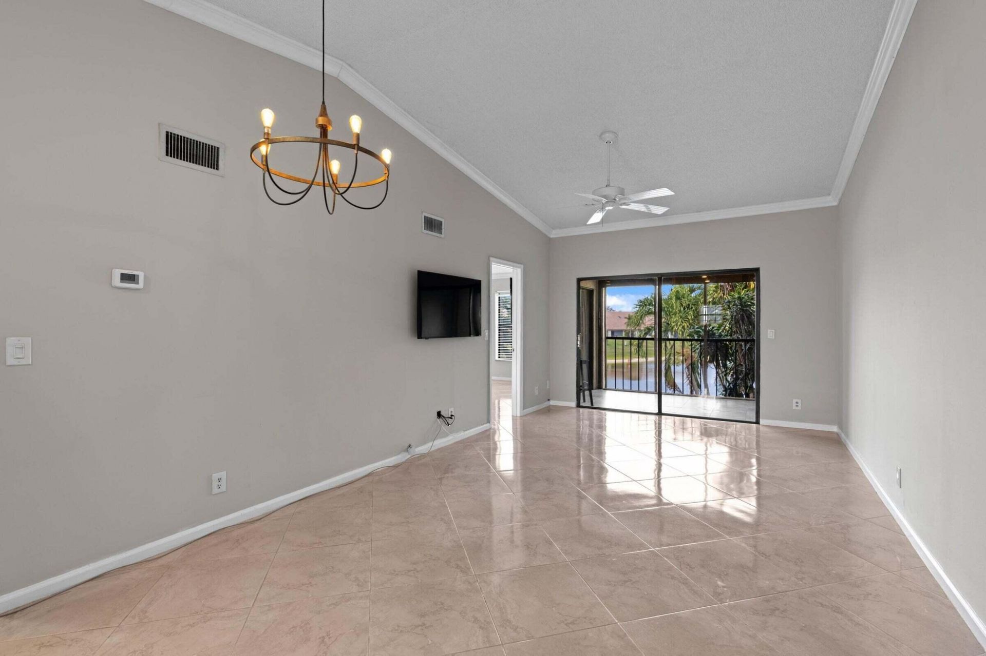 2600 Greenwood Terrace, Unit 210, Boca Raton, FL 33431 Photo