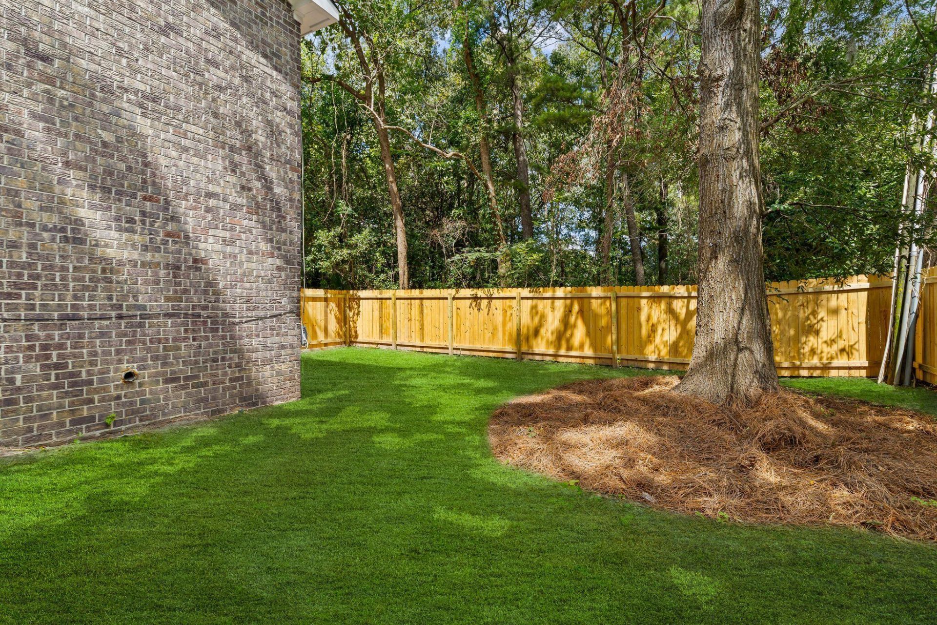 2402 Quail Hollow Court Photo 26