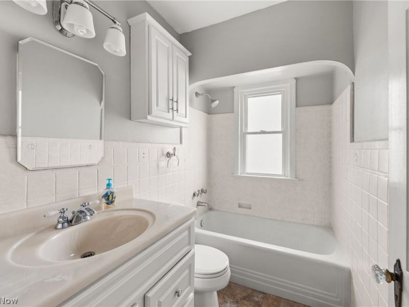 3504 W 152nd Street, Cleveland, OH 44111 Photo 18