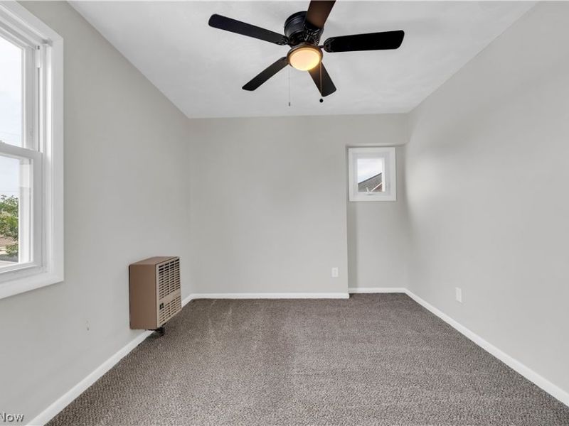 10813 Vernon Avenue, Garfield Heights, OH 44125 Photo 21