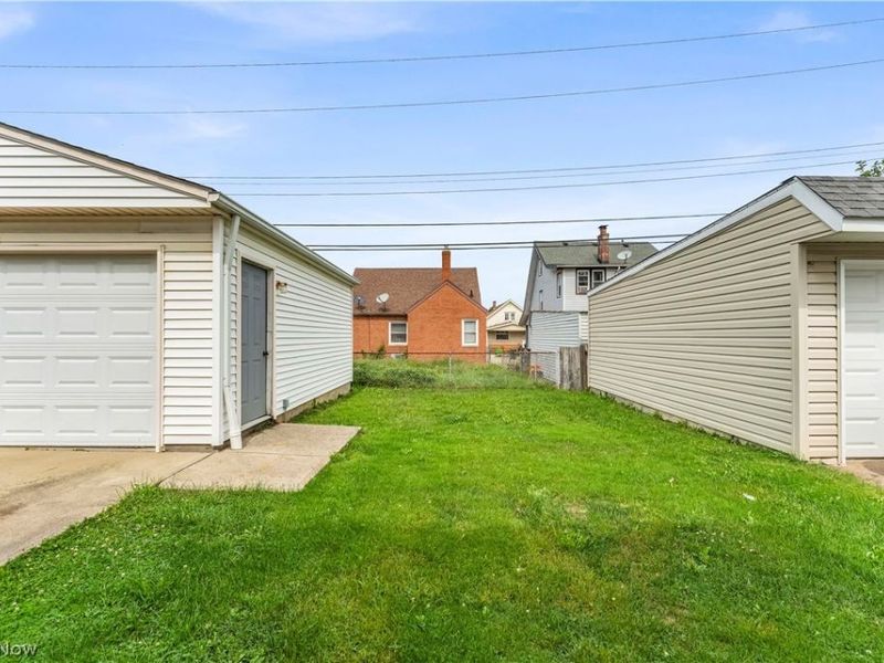 10813 Vernon Avenue, Garfield Heights, OH 44125 Photo 30