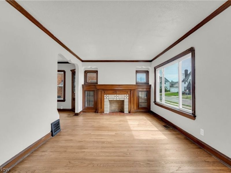 10813 Vernon Avenue, Garfield Heights, OH 44125 Photo 4