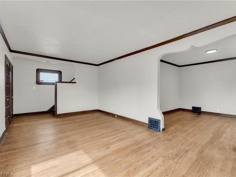 10813 Vernon Avenue, Garfield Heights, OH 44125 Photo 5