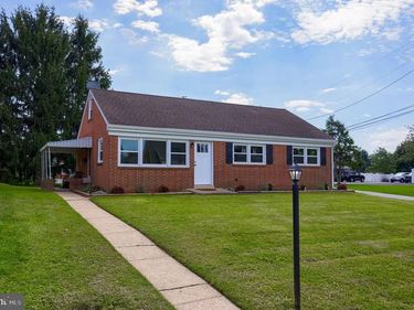 1338 MANOR STREET, COLUMBIA, PA 17512