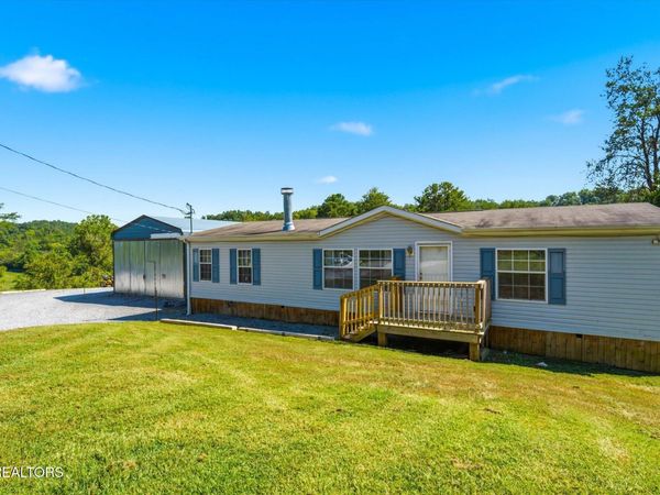 424 Cedar Top Drive, Sevierville, TN 37876