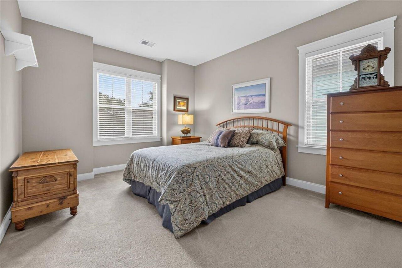 208 White Gables Drive Photo 37
