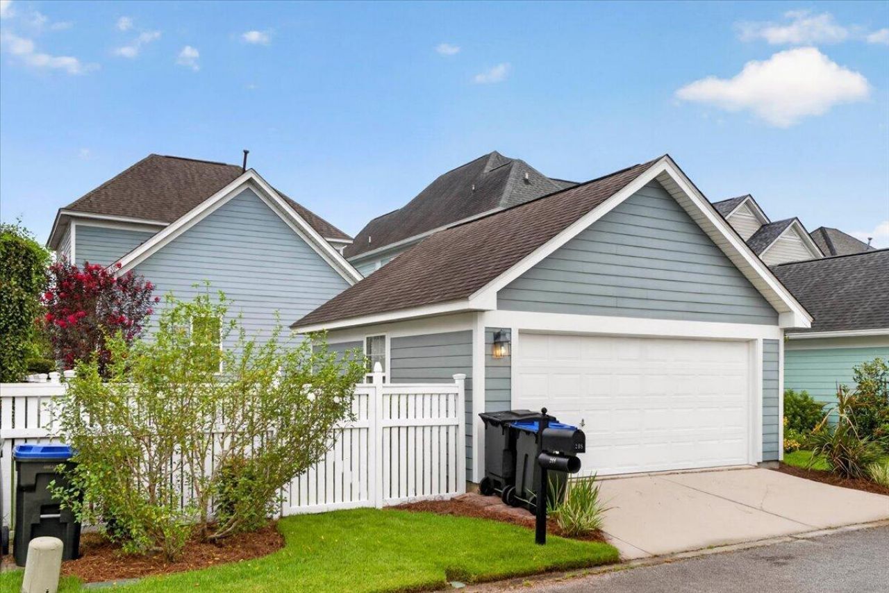 208 White Gables Drive Photo 44