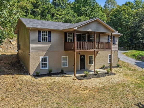 477 Hicks Hollow Road, Guild, TN 37340