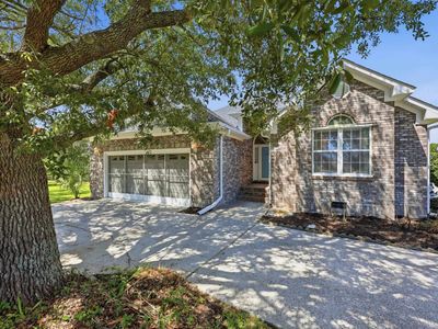 4172 Fairway Dr., Little River, SC 29566