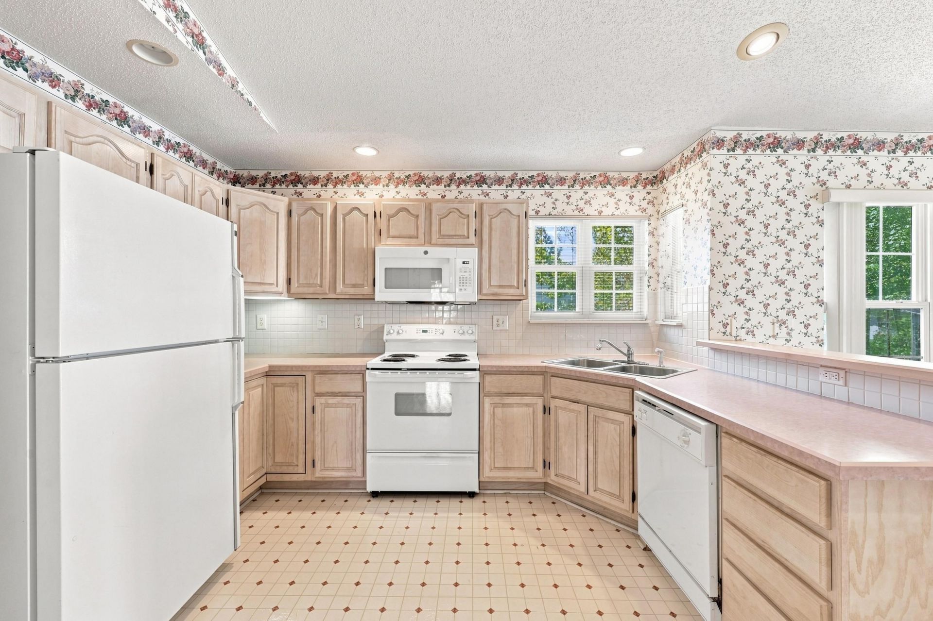 4172 Fairway Dr. Photo 12