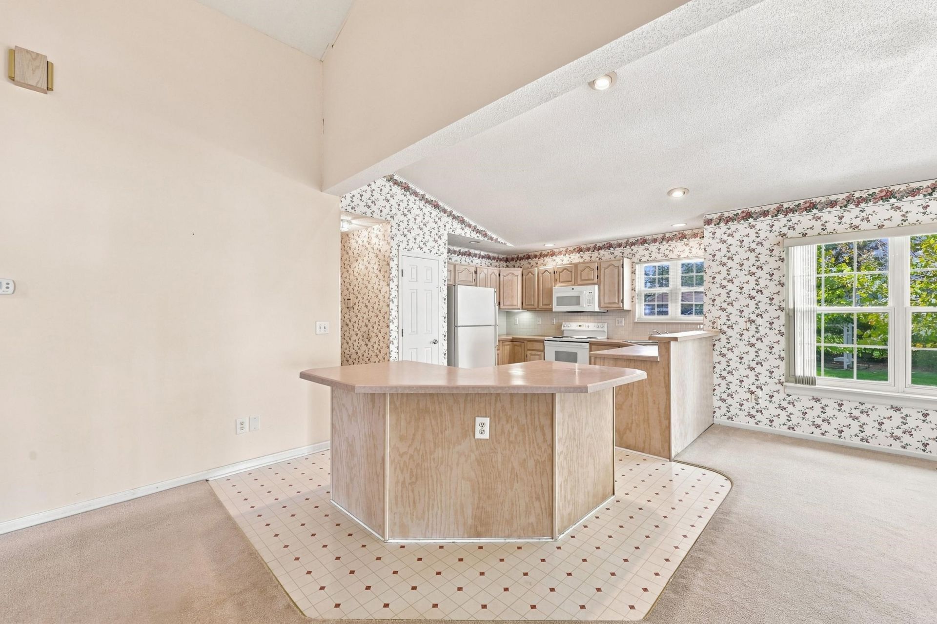 4172 Fairway Dr. Photo 9