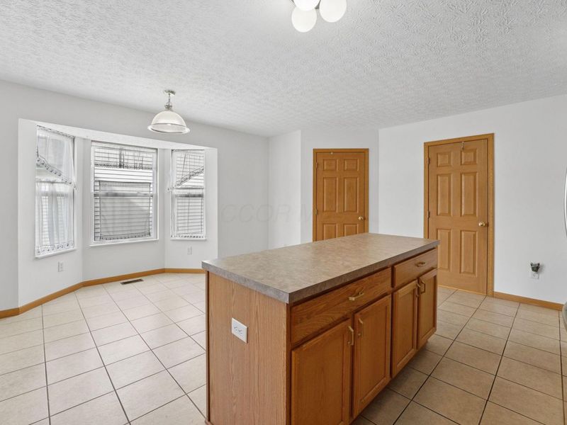 1217 Walker Springs Drive, Blacklick, OH 43004 Photo 13