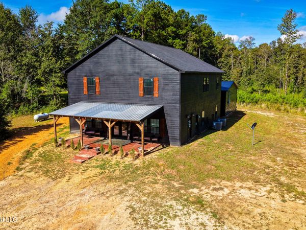 622 Highway 583 , Tylertown, MS 39667