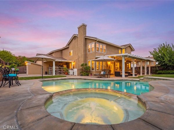 2675 Flora Spiegel Way, Corona, CA 92881