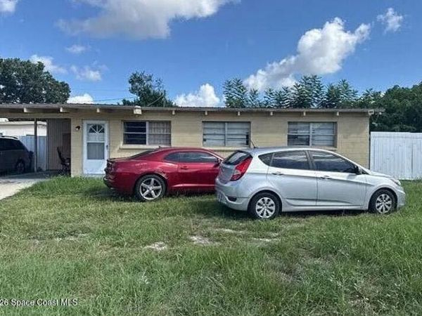 7816 Ridein Road , Tampa, FL 33618