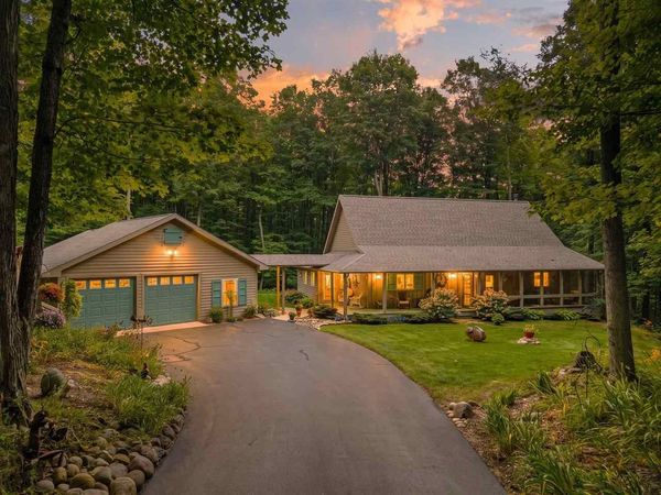 5610 Woodland Ct Court, Bellaire, MI 49615