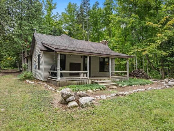 7151 Linsley Road, Mackinaw City, MI 49701