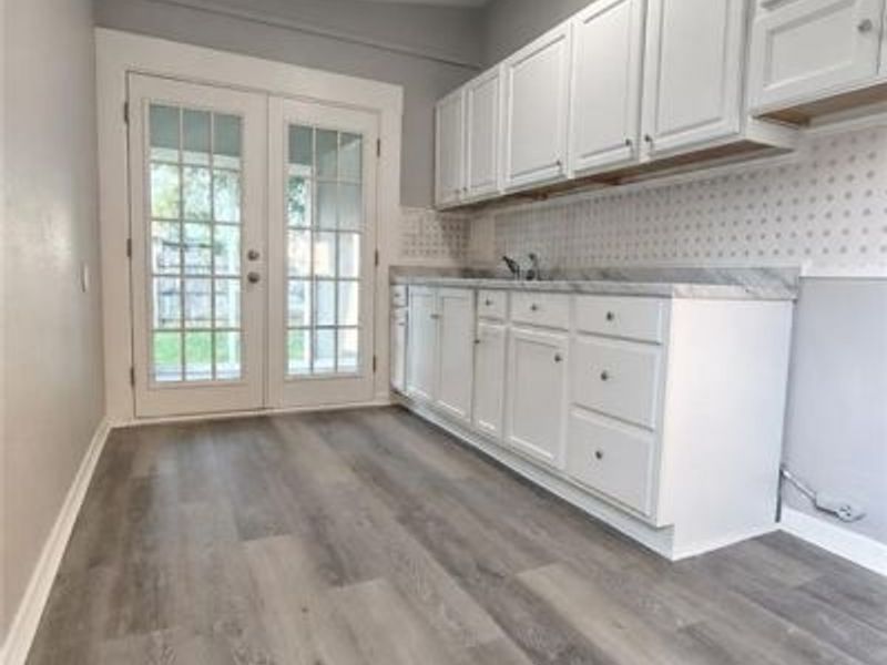 223 Prentice Drive, New Carlisle, OH 45344 Photo 9