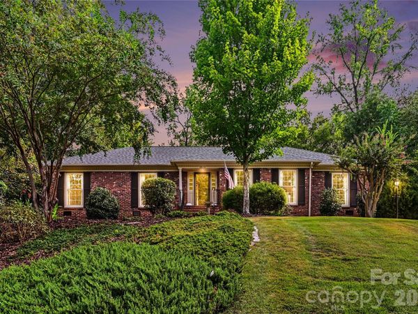 2610 Tattersall Drive, Charlotte, NC 28210