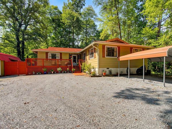 2136 Daisy Trail , Pigeon Forge, TN 37863