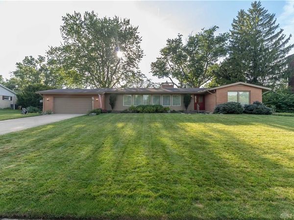1312 Stratford Drive, Piqua, OH 45356