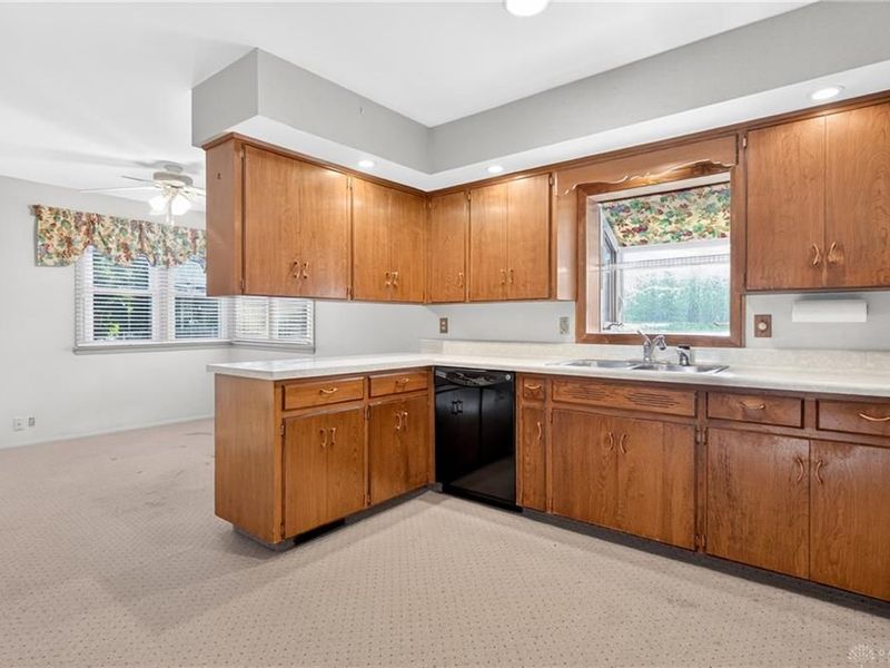 1312 Stratford Drive, Piqua, OH 45356 Photo 13