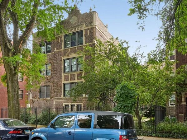 2013 W Farragut Avenue, Unit 1, Chicago, IL 60625