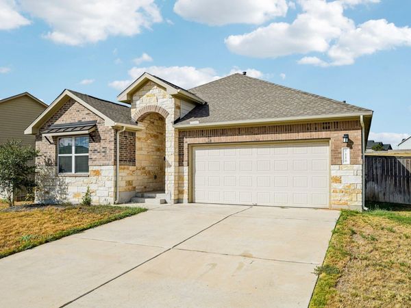 116 Joseph Hawkins LN, Bastrop, TX 78602