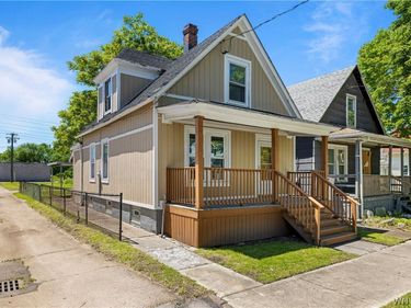 2323 Mackenna Avenue , Niagara Falls, NY 14303