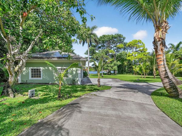 6225 Pine Drive, Unit Cottage, Lake Worth, FL 33462