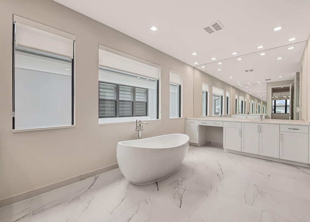 10018 Skyloft Street, Palm Beach Gardens, FL 33412 Photo