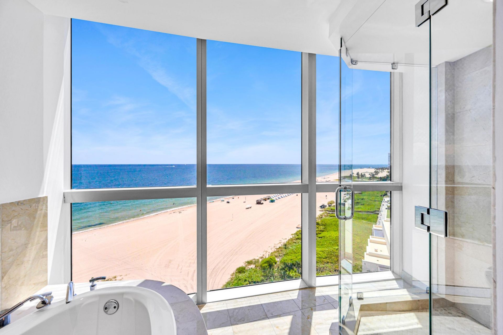 1200 Holiday Drive, Unit 902, Fort Lauderdale, FL 33316 Photo