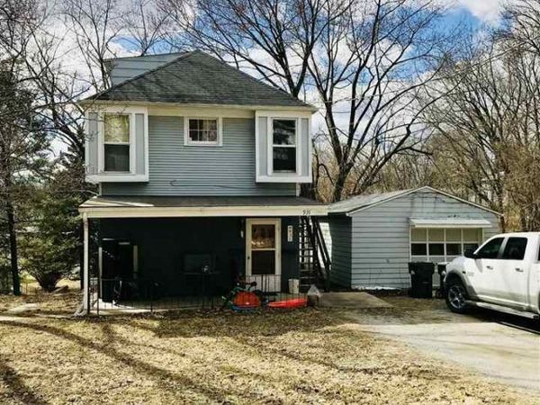 931 Dewey St, Iowa City, IA 52240