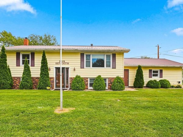 355 7th Street, Jesup, IA 50648