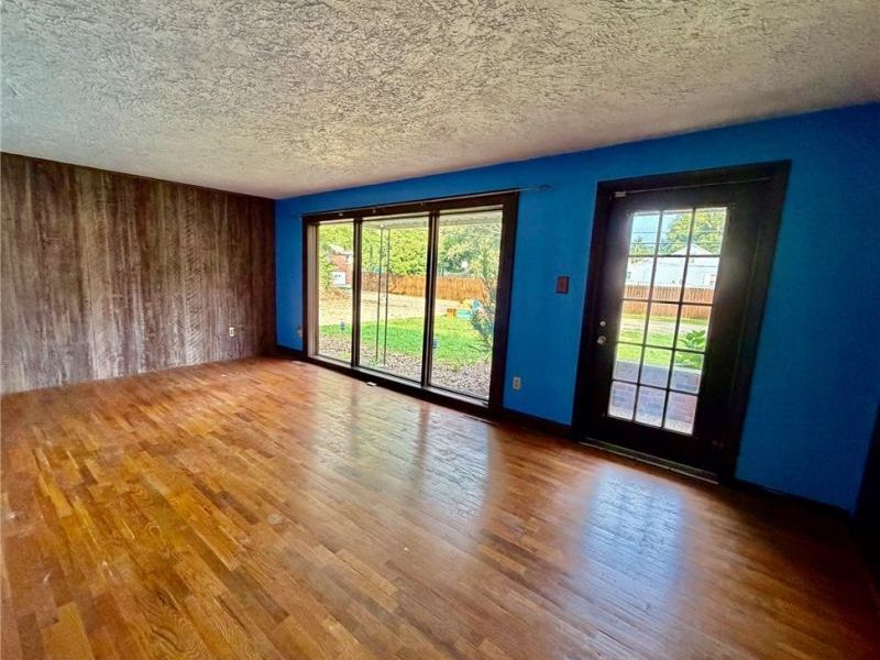 132 W Indian Street, Gnadenhutten, OH 44629 Photo 23