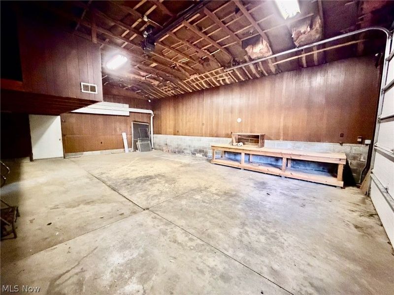 132 W Indian Street, Gnadenhutten, OH 44629 Photo 38