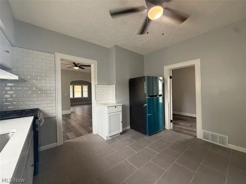 1435 W 50th Street, Cleveland, OH 44102 Photo 9
