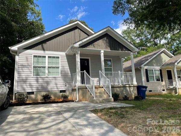 317 Salisbury Road, Statesville, NC 28677