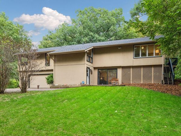 15 High Circle Way , North Oaks, MN 55127